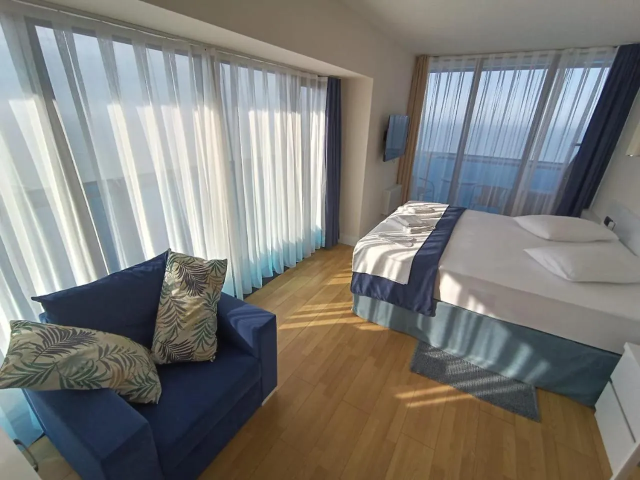 Отель Orbi City Panorama Towers Батуми 5*,  Грузия
